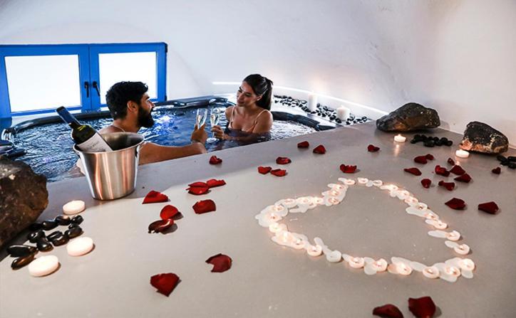 Rafael' S Mediteranian Cave Suites Firostefani Dış mekan fotoğraf